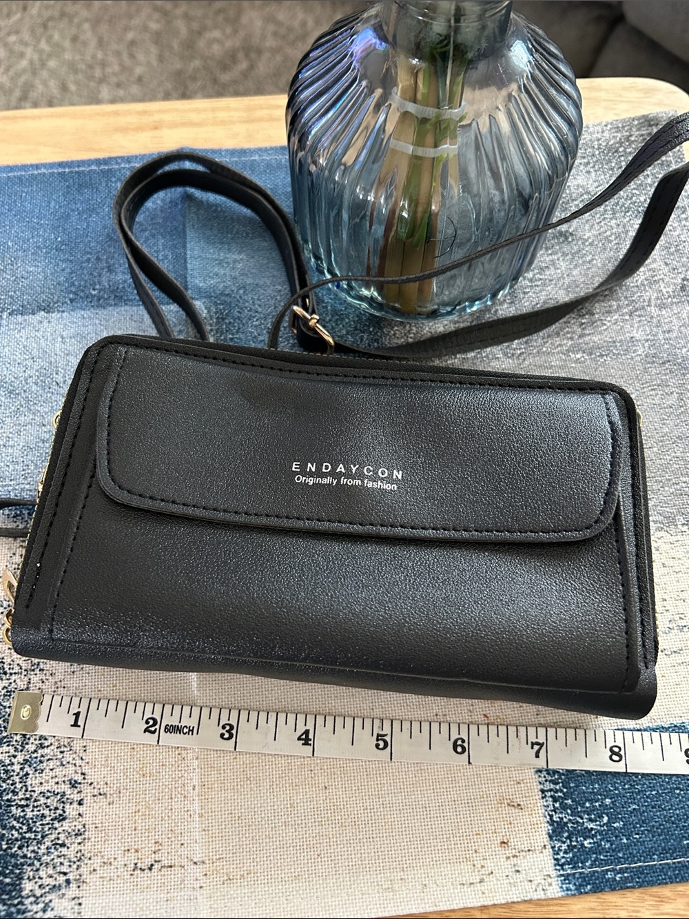 Black Crossbody Wallet Bag with Gold Hardware - NWOT - Picture 5 of 7